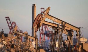 Harga Minyak Mentah Turun Selama Sesi Asia