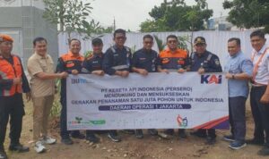 Mendukung Program SDGs, KAI Daop 1 Jakarta Menanam 210 Pohon dalam Hari Gerakan Satu Juta Pohon