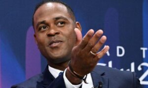 Kedatangan Patrick Kluivert Disambut Sorak Sorai Suporter 'Indonesia Indonesia Indonesia'