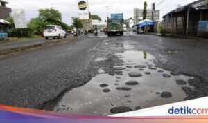 Permintaan Pengelola Tol untuk Memeriksa Jalan yang Dijuluki Musuh Utama Wamen PU