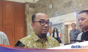 Industri Otomotif Menuju Tantangan Berat di Tahun 2025: Apa Penyebabnya?