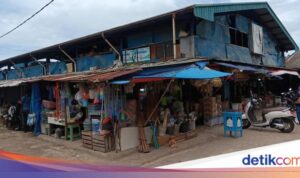 Sepuluh Tahun Proyek Pasar Munjul yang Mangkrak, Omzet Pedagang Anjlok Sepuluh Tahun Proyek Pasar Munjul yang Mangkrak, Omzet Pedagang Anjlok Hingga 90%