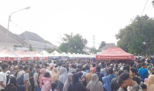 Pelantikan Prabowo Memakan Waktu, Aep-Maslani Segera Meminta Maaf kepada Warga Karawang