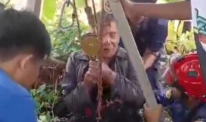 Penyelamatan Kakek-kakek Tercebur di Sumur 15 Meter oleh Damkar Depok