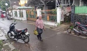 Warga dan Warung Kelontong Menyuarakan Masalah Pembelian Gas Melon di Karawang