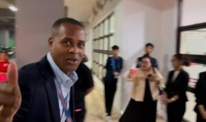 Kisah Pertandingan Persija Jakarta vs PSBS Biak dengan Kehadiran Patrick Kluivert, Ulasan Menarik dari Alex Pastoor