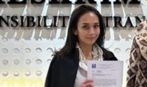 Evelin Hutagalung Menolak Dituduh Mencuri Uang di Kasus Anak Bos Prodia: Penjualan Lamborghini untuk Biaya Pengacara