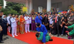 Kemeriahan Kedatangan Pramono-Rano di Balai Kota Jakarta: Marawis dan Palang Pintu Menyemarakkan Acara Penyambutan