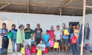 TRPN Bagikan Sembako Gratis Setelah Membongkar Pagar Laut