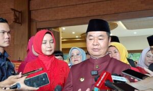 Patuhi Arahan Prabowo: Pj Gubernur Teguh Terbitkan Ingub untuk Meningkatkan Efisiensi APBD 2025