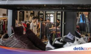 Perkembangan Industri Pakaian Bekas yang Terus Meningkat