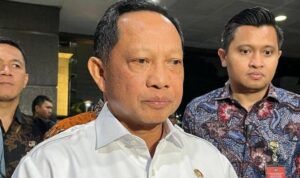 Menunda Pelantikan Kepala Daerah Terpilih dari Pilkada 2024: Penjelasan Mendagri Tito Karnavian