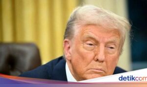 Trump Menunda Tarif ke Kanada & Meksiko, Teruskan Tarif ke China!