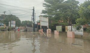 Perintah Ade Kunang untuk Penanganan Banjir di 36 Titik di Kabupaten Bekasi