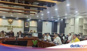 Indofarma Group Dituduh Melanggar Hak Karyawan dengan Kewajiban Pembayaran Rp 200 Juta