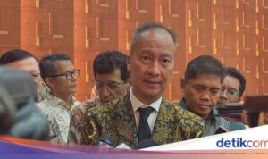 Menperin Akui Tren PHK, Namun Peluang Kerja Baru Melimpah