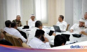Gelombang Mudik dan Arus Balik Melintasi Jawa Barat, Kunjungan Menhub ke Dedi Mulyadi