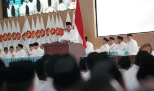 Prabowo Mengumpulkan Kader Gerindra di Hambalang untuk Memberikan Arahan Terakhir Prabowo Mengumpulkan Kader Gerindra di Hambalang untuk Memberikan Arahan Terakhir
