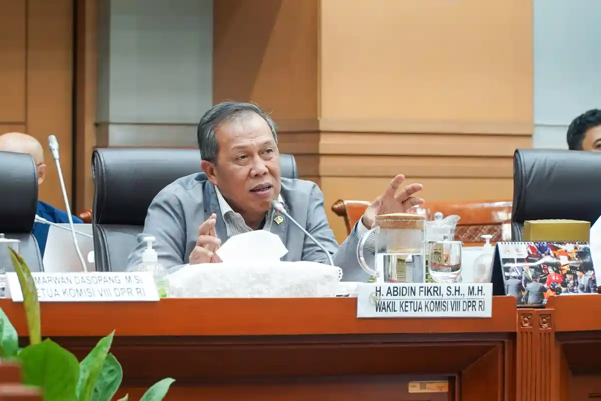 Pentingnya Pengelolaan Dana Haji: Sorotan Transparansi, Keadilan, dan Dinamika Komisi VIII DPR RI