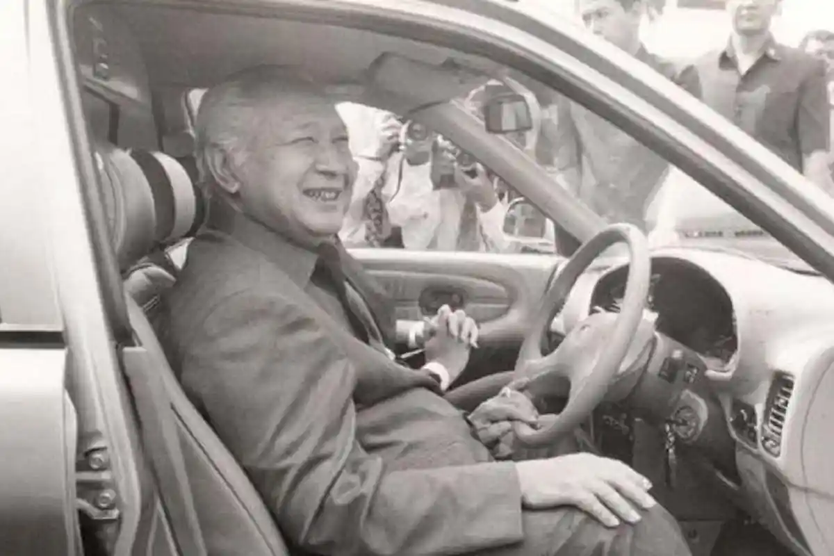 Direktur Amnesty Mencela Pemberian Gelar Pahlawan kepada Soeharto yang Melanggar TAP MPR 11/1998