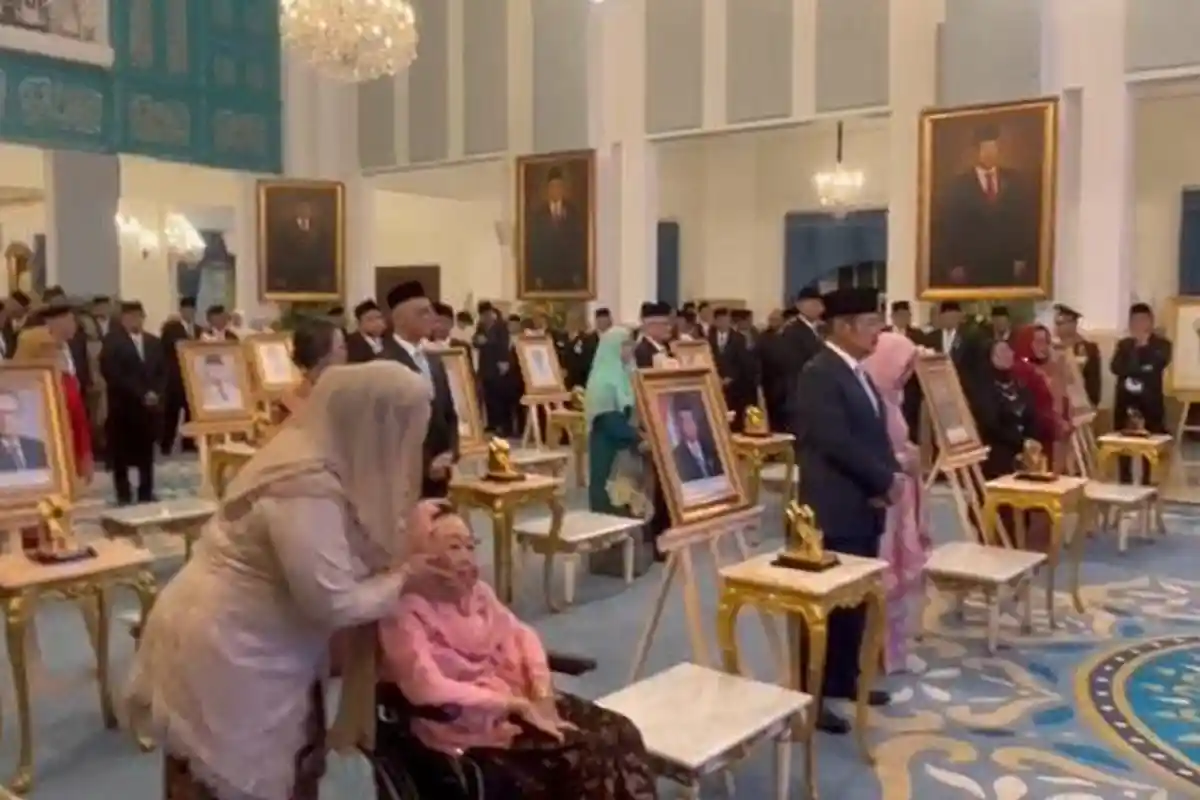 Soeharto dan Gus Dur: Pertemuan Epos Dua Mantan Presiden yang Diangkat Menjadi Pahlawan Nasional