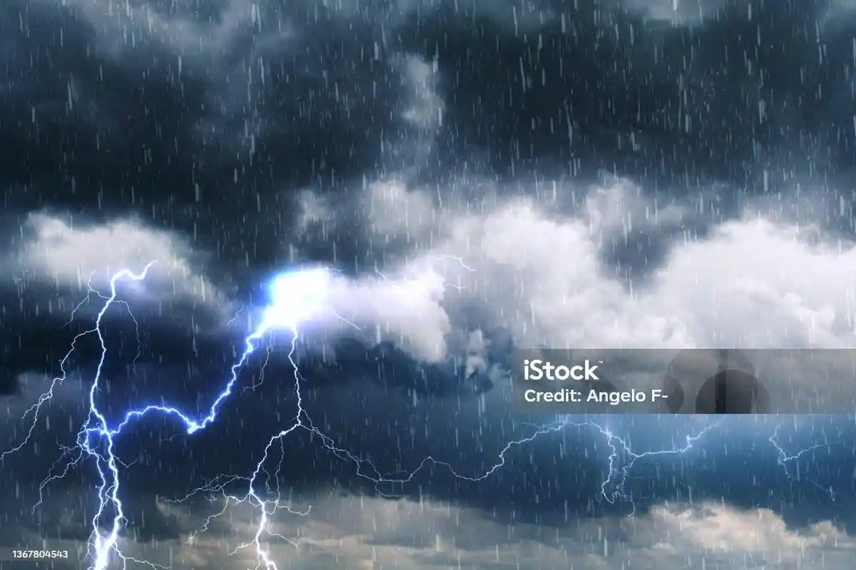 Prakiraan Cuaca Jakarta Selatan dan Timur: Hujan di Hari Senin 10 November