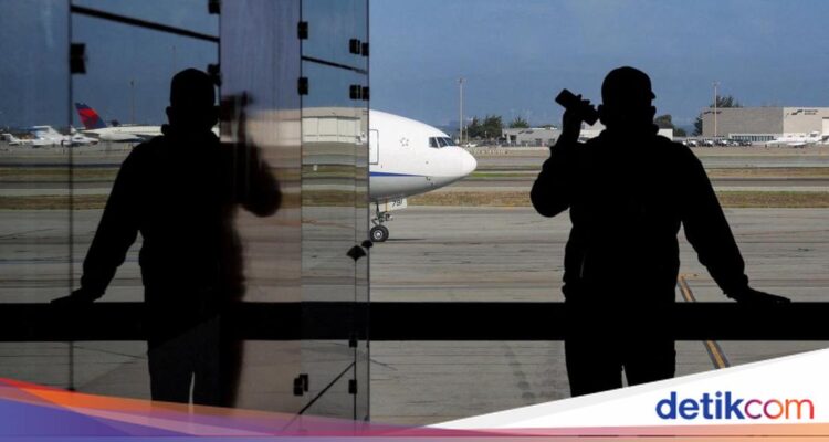 Penerbangan di AS Berisiko Dipangkas Akibat Shutdown!