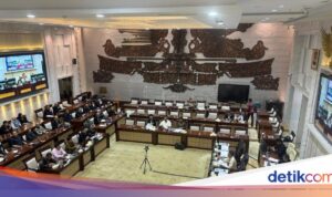 DPR Gelar Pertemuan dengan OJK Terkait Aduan Korban Investasi Bodong